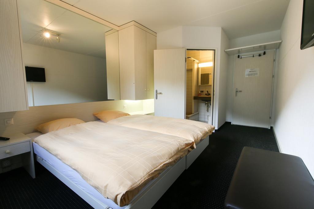 Hotel Grüsch Zewnętrze zdjęcie