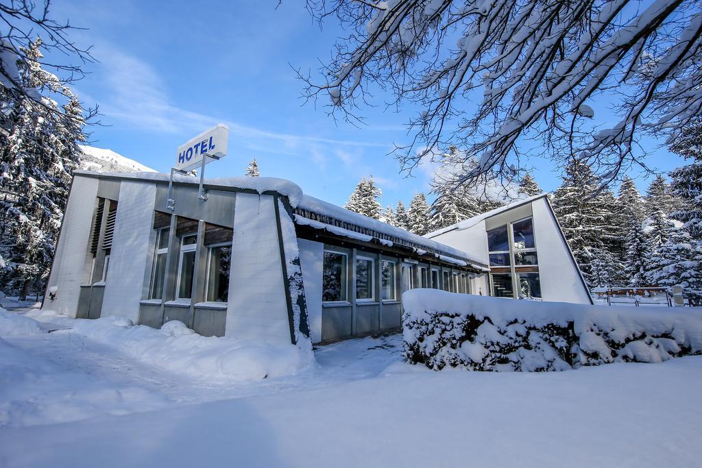Hotel Grüsch Zewnętrze zdjęcie