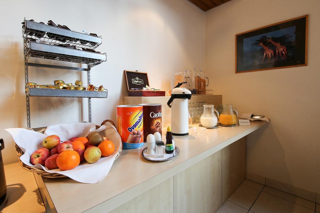 Hotel Grüsch Zewnętrze zdjęcie