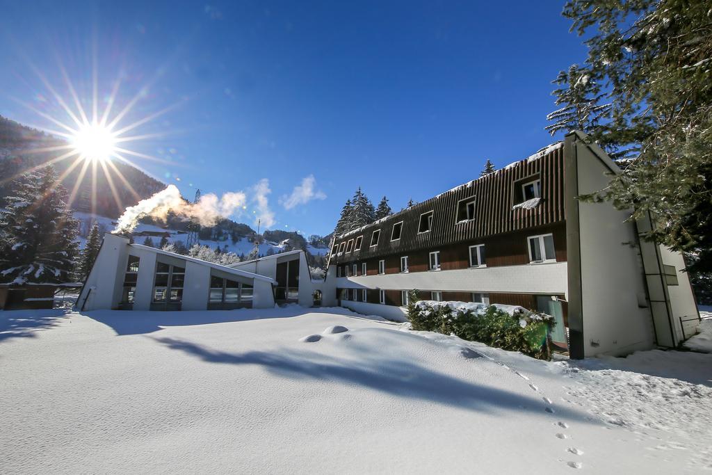 Hotel Grüsch Zewnętrze zdjęcie