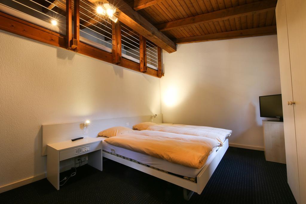 Hotel Grüsch Zewnętrze zdjęcie