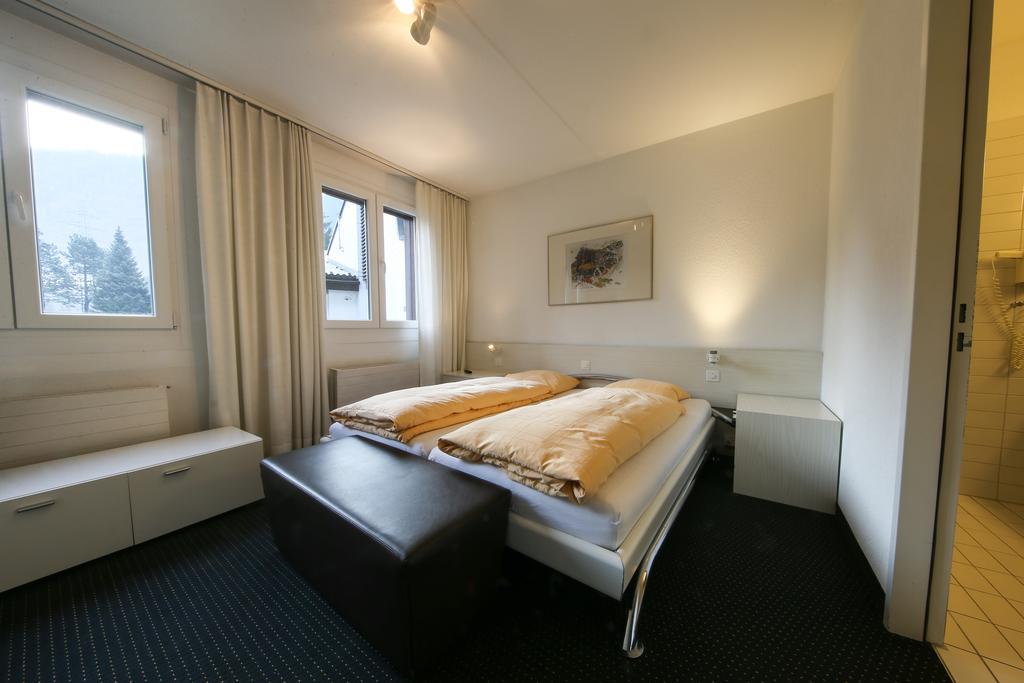 Hotel Grüsch Zewnętrze zdjęcie